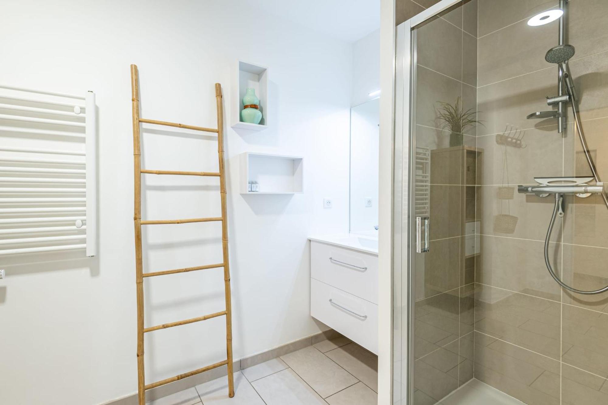 L'Interprete 405 4 - Apartment With Terrace อานซี ภายนอก รูปภาพ
